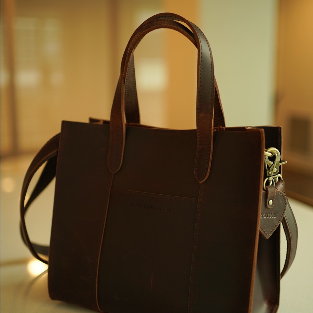 Stylish Brown Leather Tote Bag